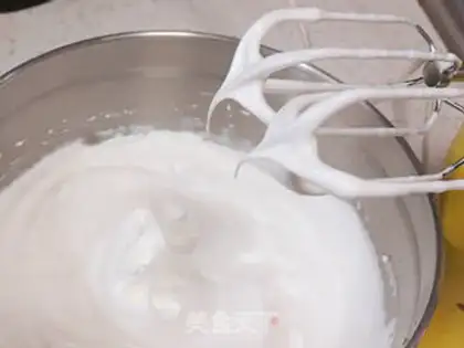 Make Pumpkin cake roll step 12