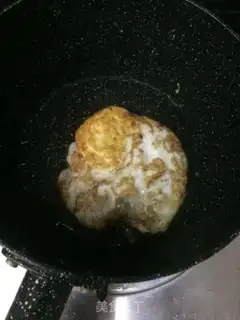 Make Eggs hanging step 1