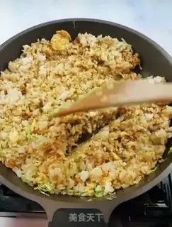 Make Eggs and blue rice step 7