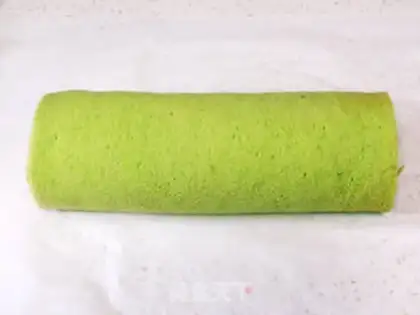 Make Pumpkin cake roll step 23