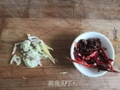 Make The green bean sprouts step 2