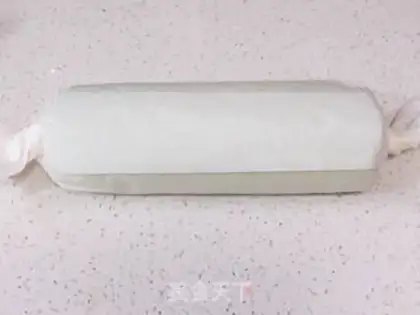 Make Pumpkin cake roll step 24