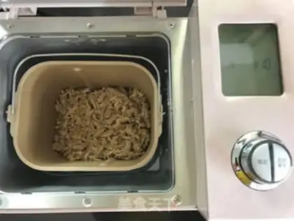 Make Homemade meat pine step 5