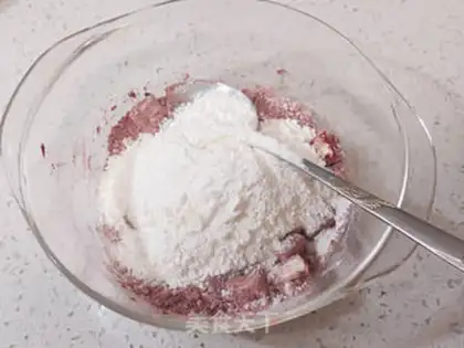 Make Strawberry with a pie bag step 13