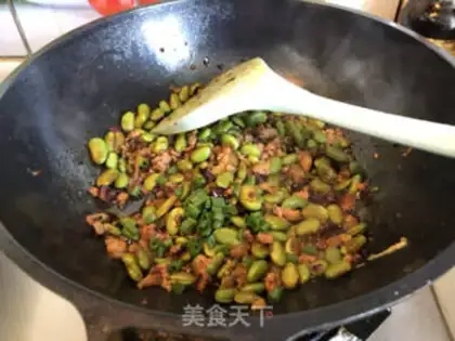 Make Meat-cracked soy seeds step 6