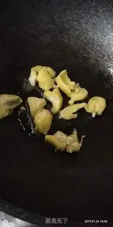 Make Chicken oil for winter step 1