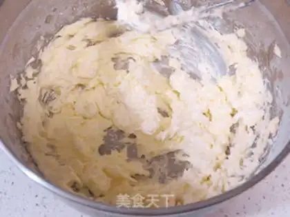 Make Strawberry with a pie bag step 29