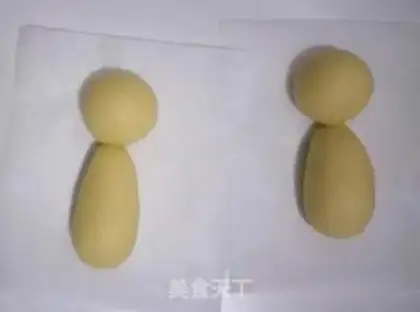 Make Two tiger buns step 8