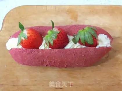 Make Strawberry with a pie bag step 34