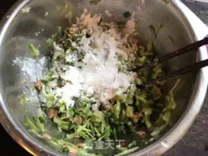 Make Roachballs step 3