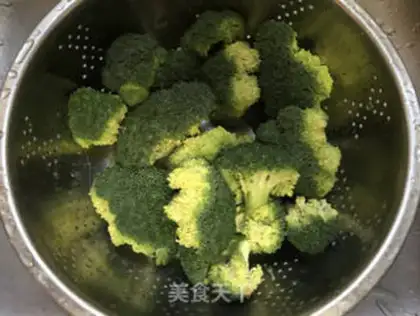 Make Chicken fried broccoli step 0