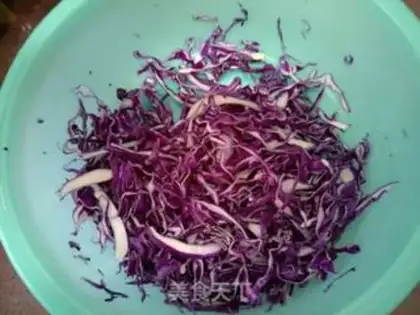 Make Pyro-blue salad step 2