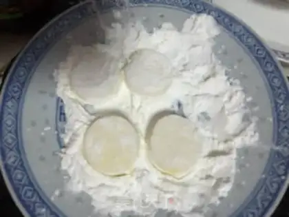 Make The eggplant gravy is sour step 2
