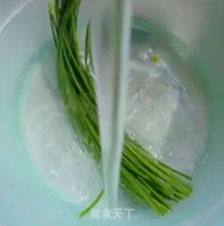 Make Squirty squirt noodles step 4