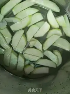 Make Smelt shrimp soup step 1