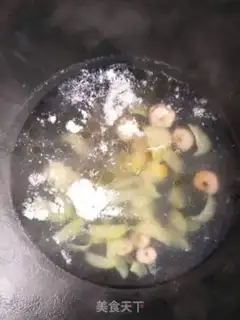 Make Smelt shrimp soup step 4