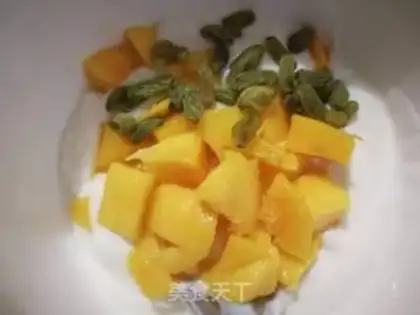 Make Fruit yogurt step 4