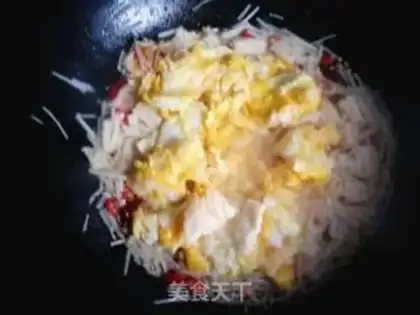 Make Golden fungus fried eggs step 7