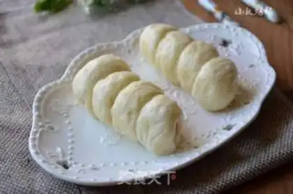 Make Baked sausage rolls step 7