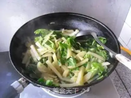 Make Celery and potatoes step 6