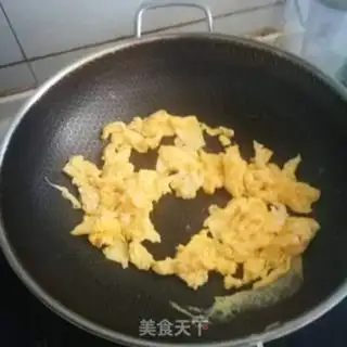Make Autumn fried eggs step 2