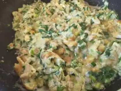 Make Egg shrimp omelet step 5