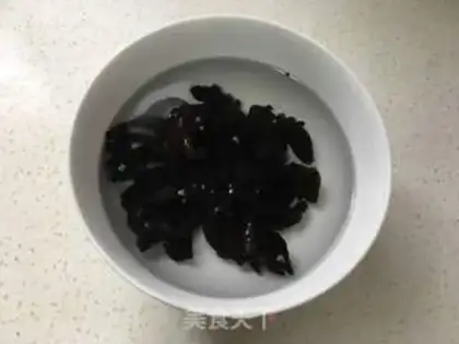 Make Crackers and cucumbers step 0