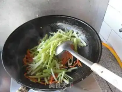 Make Celery carrots step 3