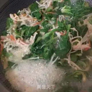 Make Gold-cracking mushroom spinach with sea cucumber step 9