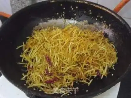Make Spicy potatoes step 8