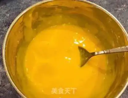 Make A simple birthday cake step 0
