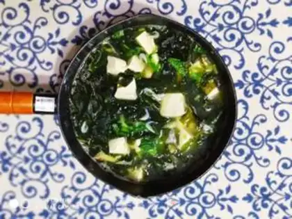 Make Clothes and tofu soup step 6