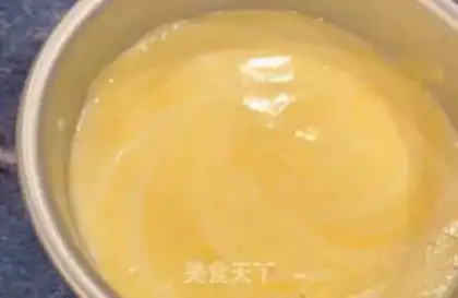 Make A simple birthday cake step 4