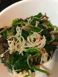 Make Gold-cracking mushroom spinach with sea cucumber step 19