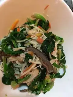 Make Gold-cracking mushroom spinach with sea cucumber step 20