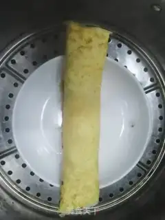 Make Shrimp rolls step 8