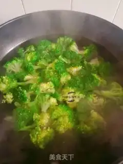 Make Garlic broccoli step 0