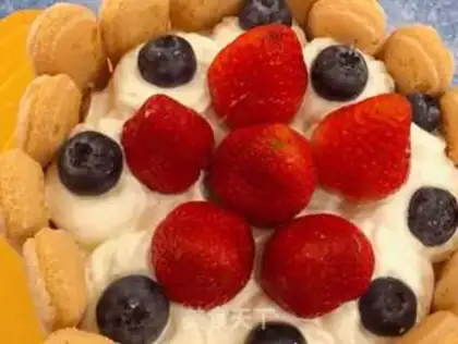 Make A simple birthday cake step 12