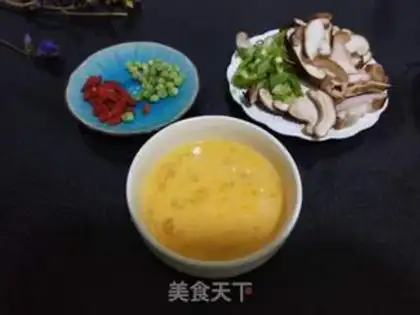 Make Shroom fried eggs step 1