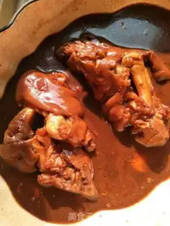 Make Roasted pig hoof step 7