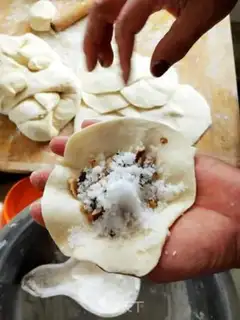 Make walnut buns step 12