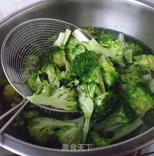 Make Pelican broccoli step 2