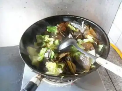 Make Sour shrimp fried rice step 1