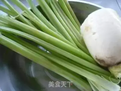 Make Celery radish juice step 0