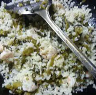 Make Sour shrimp fried rice step 7