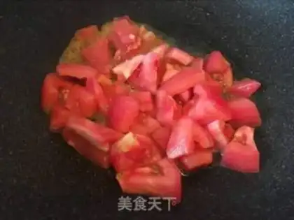 Make Tomato gin and mushroom egg soup step 3