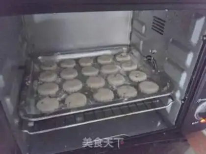 Make Rose cookies step 9