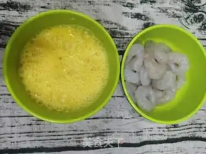 Make Shrimp rice step 1