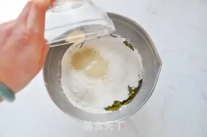 Make Sea, land and air pizza step 2