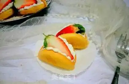 Make Cream strawberry step 22